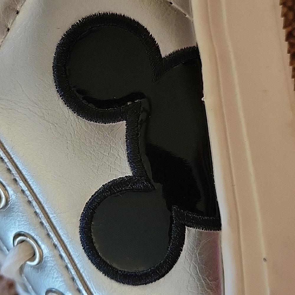 Disney Silver Sneakers with Mickey Mouse Design (Fits 7.5-8) - Picture 3 of 8
